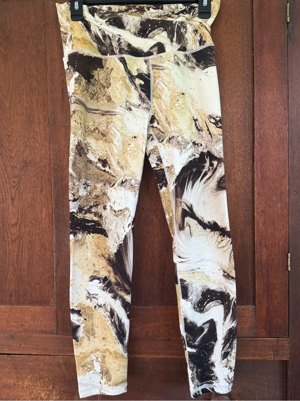 Women’s Calia Marble-Print Leggings in White, Brown & Tan